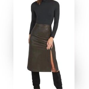 Spanx Size XL Black Faux Leather Butter Soft Midi Slit Pull-On Straight Skirt